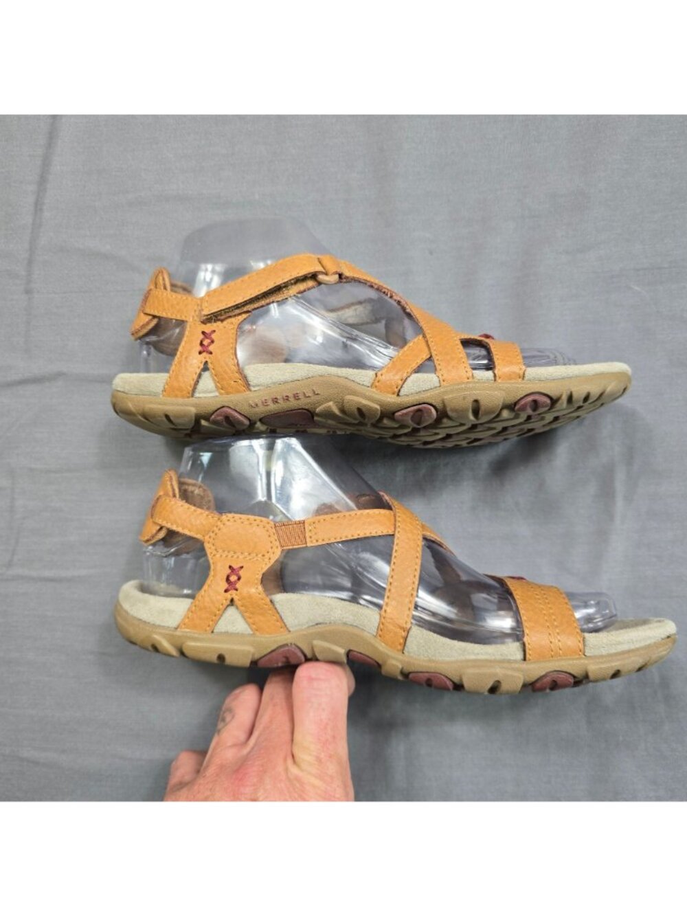 Merrell Size 6 Womens Strappy Sandals Brown Crisscross Strap Outdoor Air Cushion - Picture 4 of 7